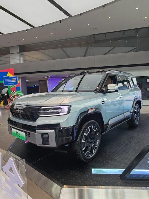 深圳316比亚迪方程豹硬派越野的爆款，英菲尼迪35周年与你共成长